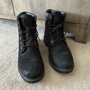 Premium Waterproof Lug Sole Boot | Timberland